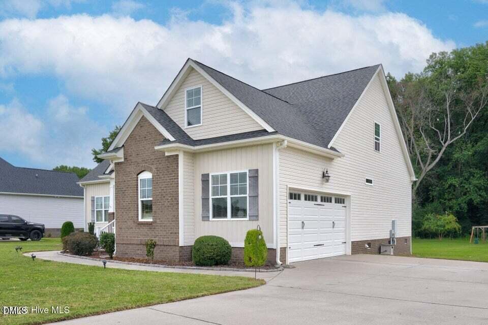 3883 Loop Road Nashville, NC 27856 - Photo 4 of 36 4