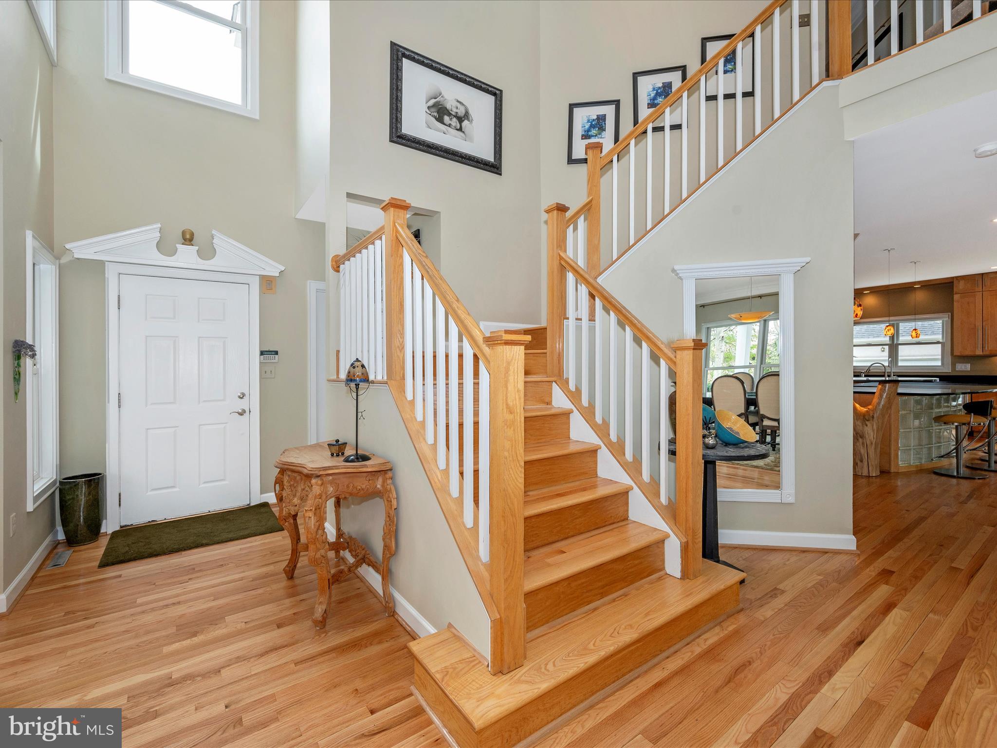 11322 Country Club Road New Market, MD 21774 - Photo 7 of 68 Foyer