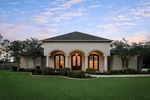 $650,000 | 41120 Rue Monet, Ponchatoula, LA 70454