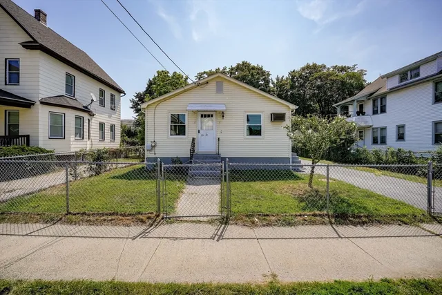 $274,413 | 55 Governor Street, Springfield, MA 01104