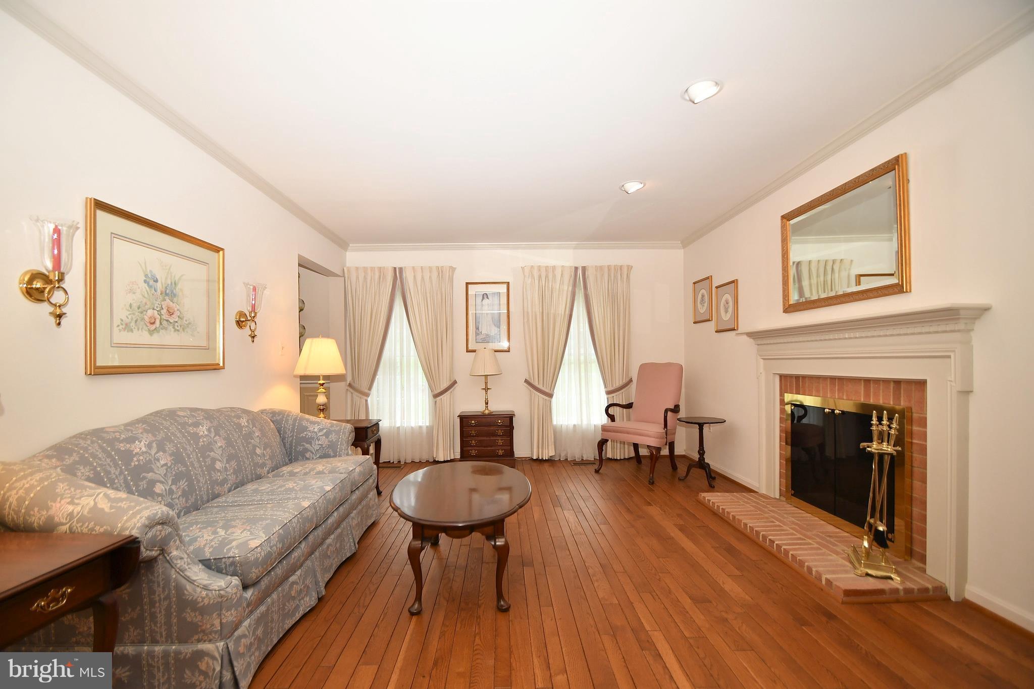 1810 Cosner Road Forest Hill, MD 21050 - Photo 12 of 30 Living Room