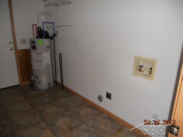 13107 Elms Road Birch Run, MI 48415 - Photo 16 of 21 Gallery Image 16