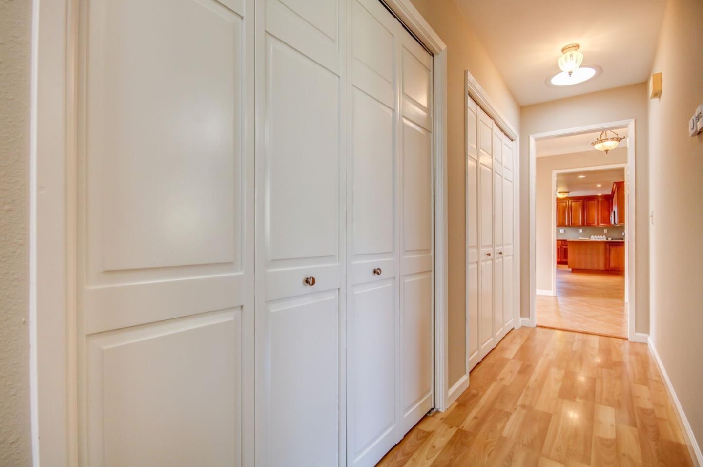 18354 Meadow Ridge Road Salinas, CA 93907 - Photo 18 of 50 Gallery Image 18