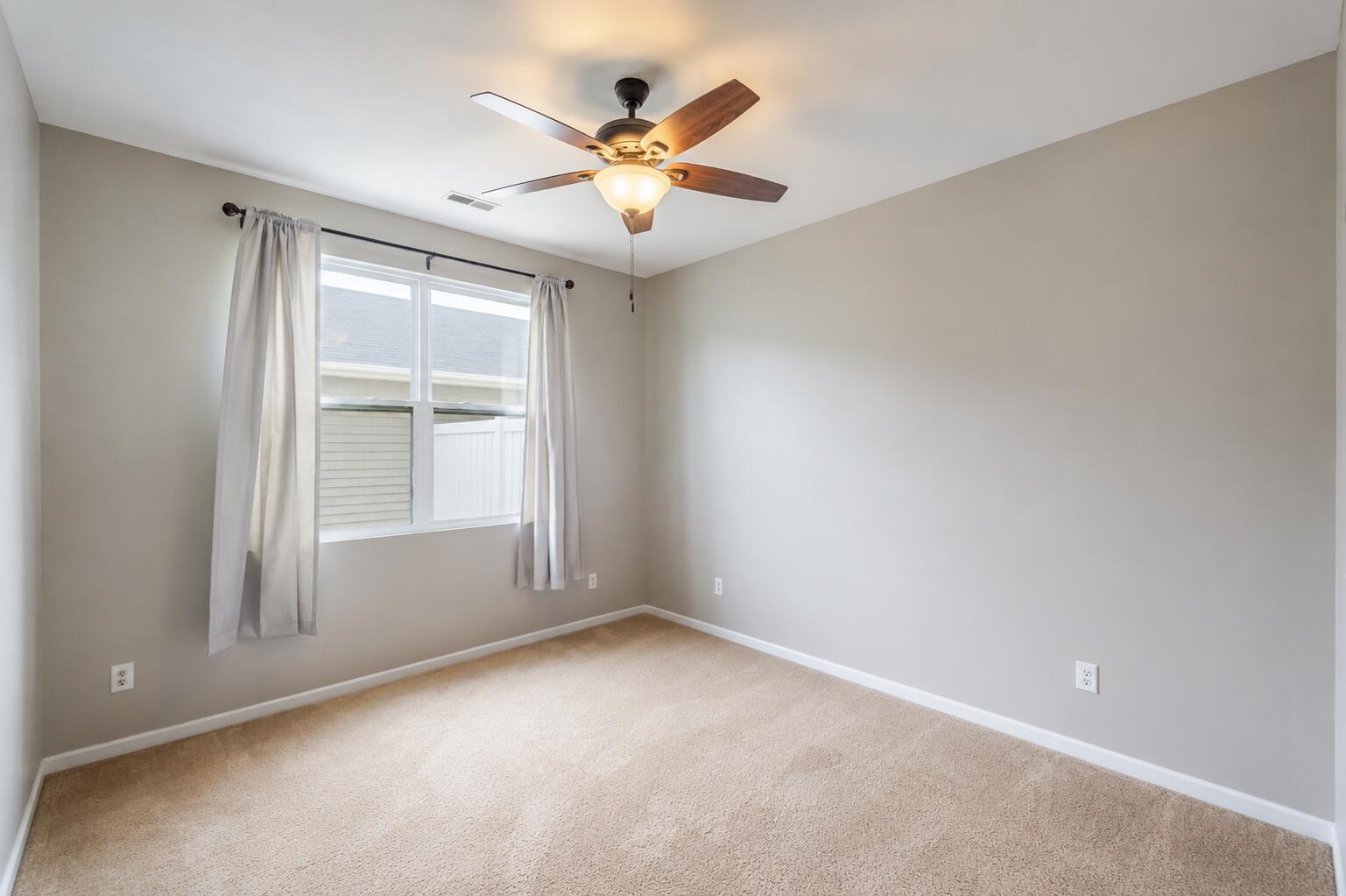 11552 Vermont Street Crown Point, IN 46307 - Photo 12 of 34 1537x1023