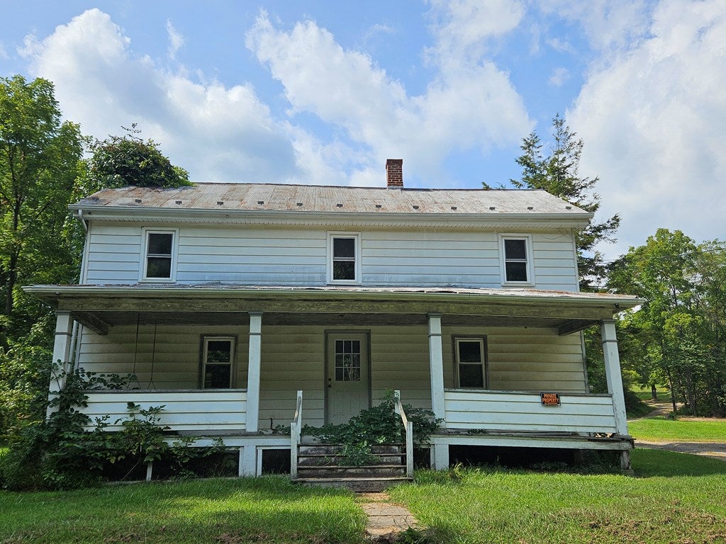 10324 Standing Stone Road Huntingdon, PA 16652 - Photo 3 of 71 Gallery Image 3