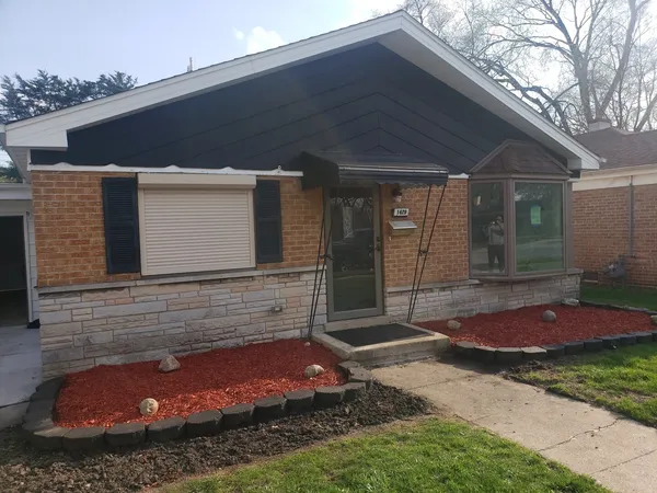 $2,500 | 1429 Kasten Drive, Dolton, IL 60419