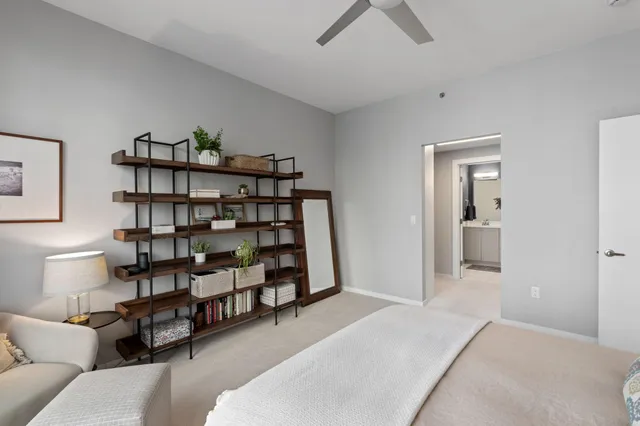 $3,995 | 1240 South 2nd Street, Unit 924, Minneapolis, MN 55415