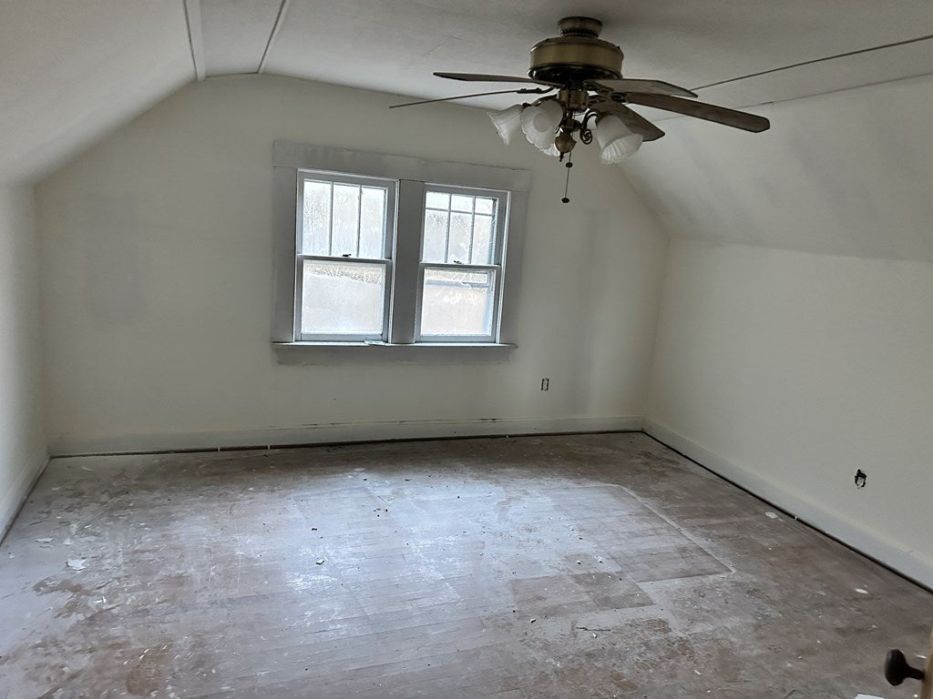 1008 Lorton Lick Road Bluefield, WV 24701 - Photo 12 of 13 Gallery Image 12