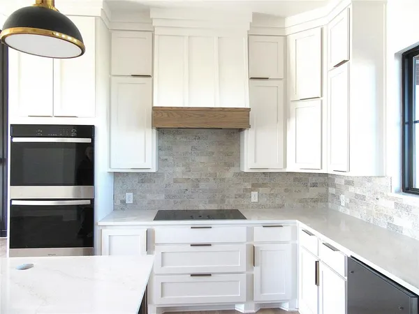 $875,000 | 611 Willow Moon Ranch Road, Crawford, TX 76638