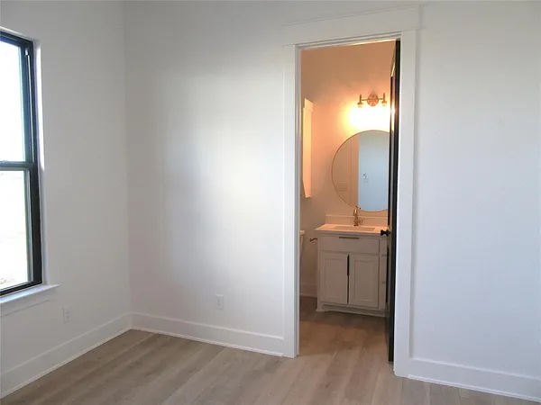 $875,000 | 611 Willow Moon Ranch Road, Crawford, TX 76638