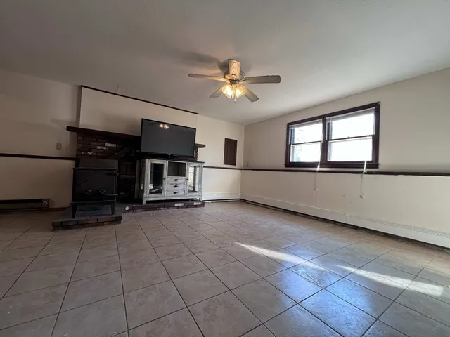 $3,500 | 23 Hospital Road, Templeton, MA 01436