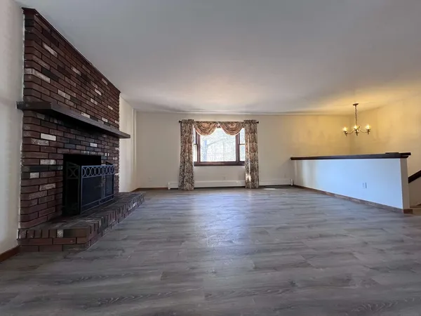 $3,500 | 23 Hospital Road, Templeton, MA 01436