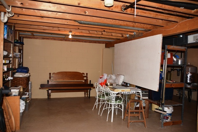 10769 Deal Road Williamsburg, MI 49690 - Photo 13 of 25 1816876-12.JPG