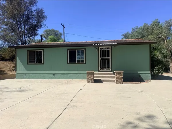 $2,780 | 27107 Read Street, Perris, CA 92570