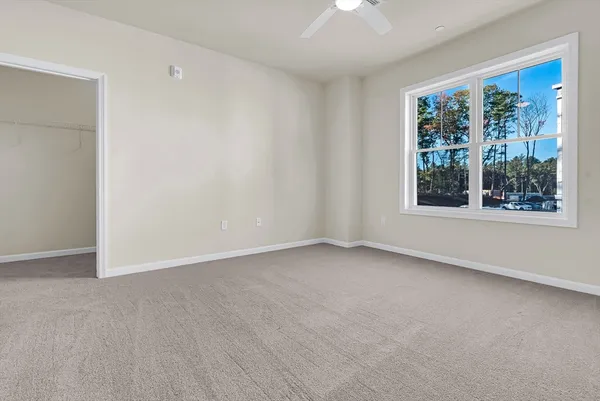 $3,200 | 2 Winslow Lane, Unit 201, North Grafton, MA 01536