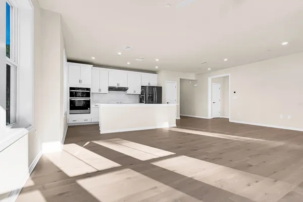 $3,200 | 2 Winslow Lane, Unit 201, North Grafton, MA 01536