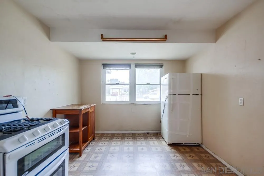 6316 Streamview Drive San Diego, CA 92115 - Photo 19 of 52