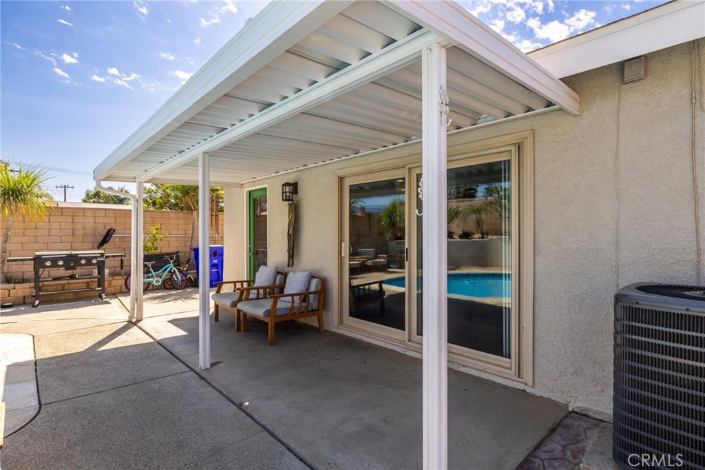 19266 Arbeth Street Rialto, CA 92377 - Photo 36 of 53 Gallery Image 36