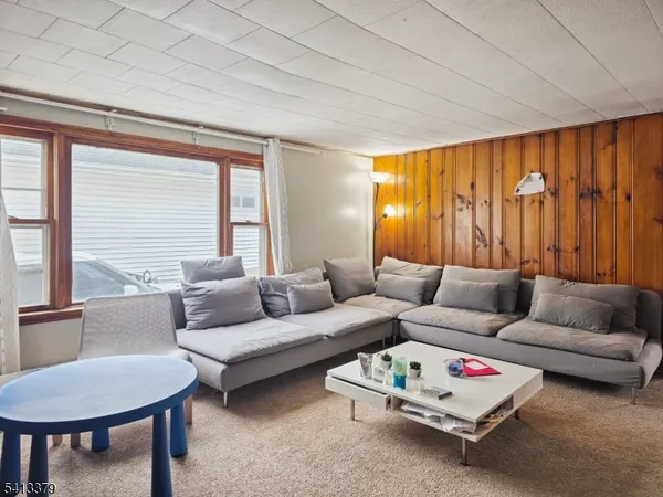 $400,000 | 14 High Street, Budd Lake, NJ 07828