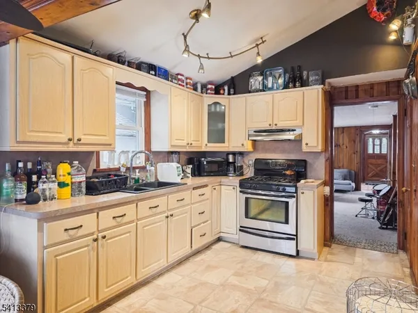 $400,000 | 14 High Street, Budd Lake, NJ 07828