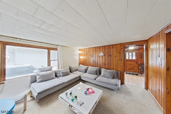 $400,000 | 14 High Street, Budd Lake, NJ 07828