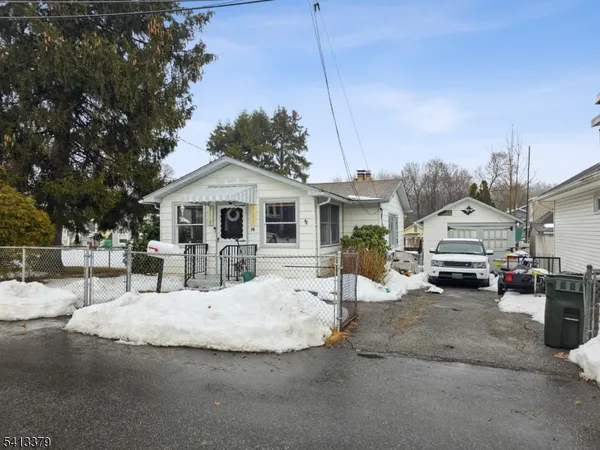 $400,000 | 14 High Street, Budd Lake, NJ 07828