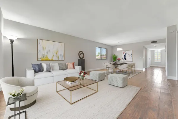 $339,000 | 334 Lakeview Drive, Unit 204, Weston, FL 33326