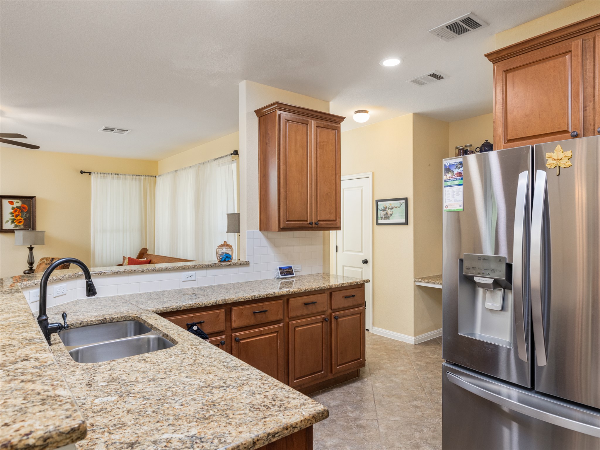 201 Sycamore Street Georgetown, TX 78633 - Photo 13 of 30