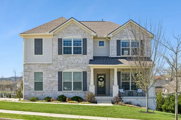 $875,000 | 120 Macy Drive, Hendersonville, TN 37075