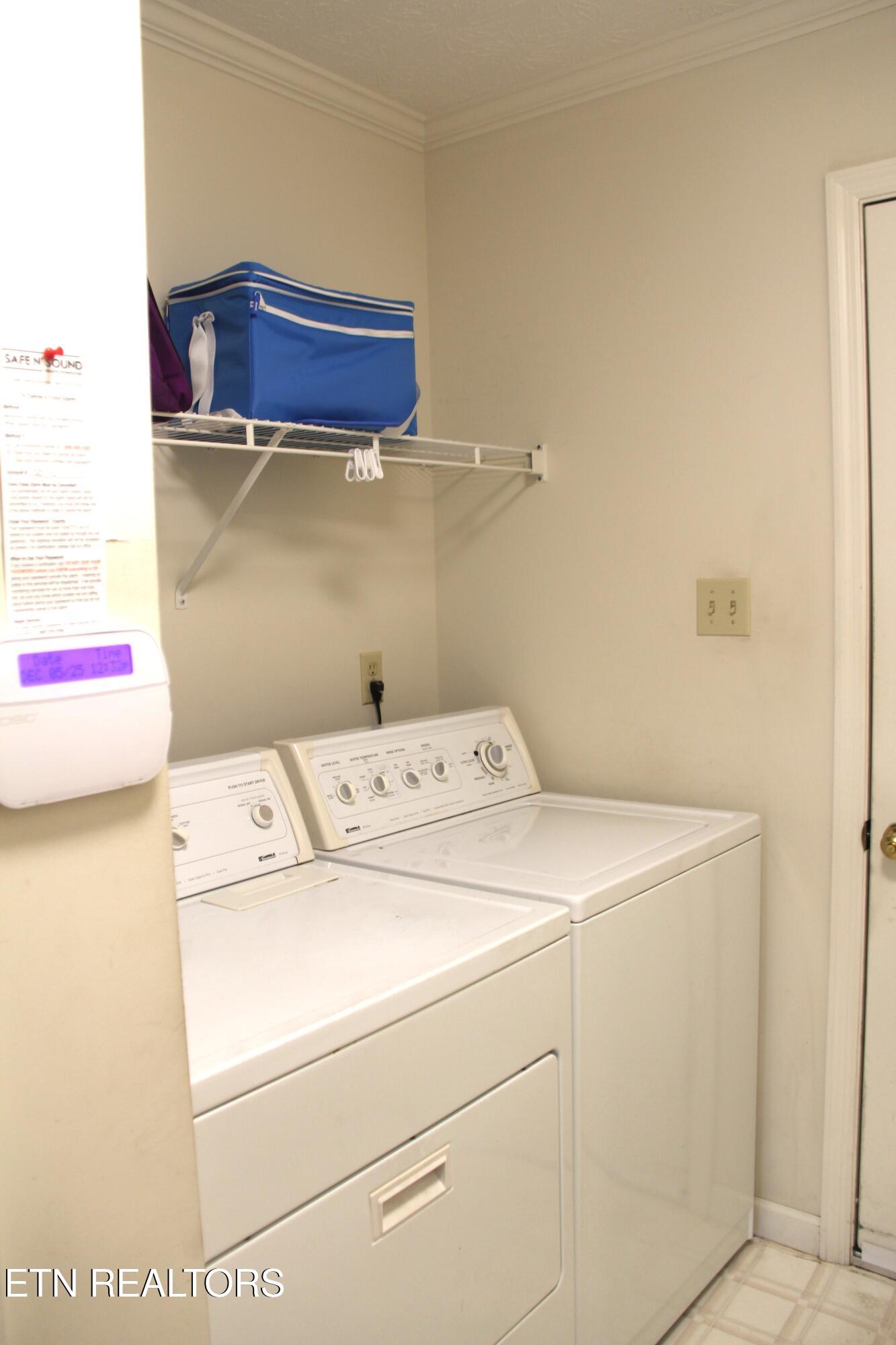 413 Herringbone Court Powell, TN 37849 - Photo 23 of 35 Washer & Dryer remain