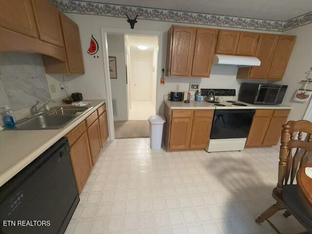 413 Herringbone Court Powell, TN 37849 - Photo 9 of 35 Herringbone Kitchen