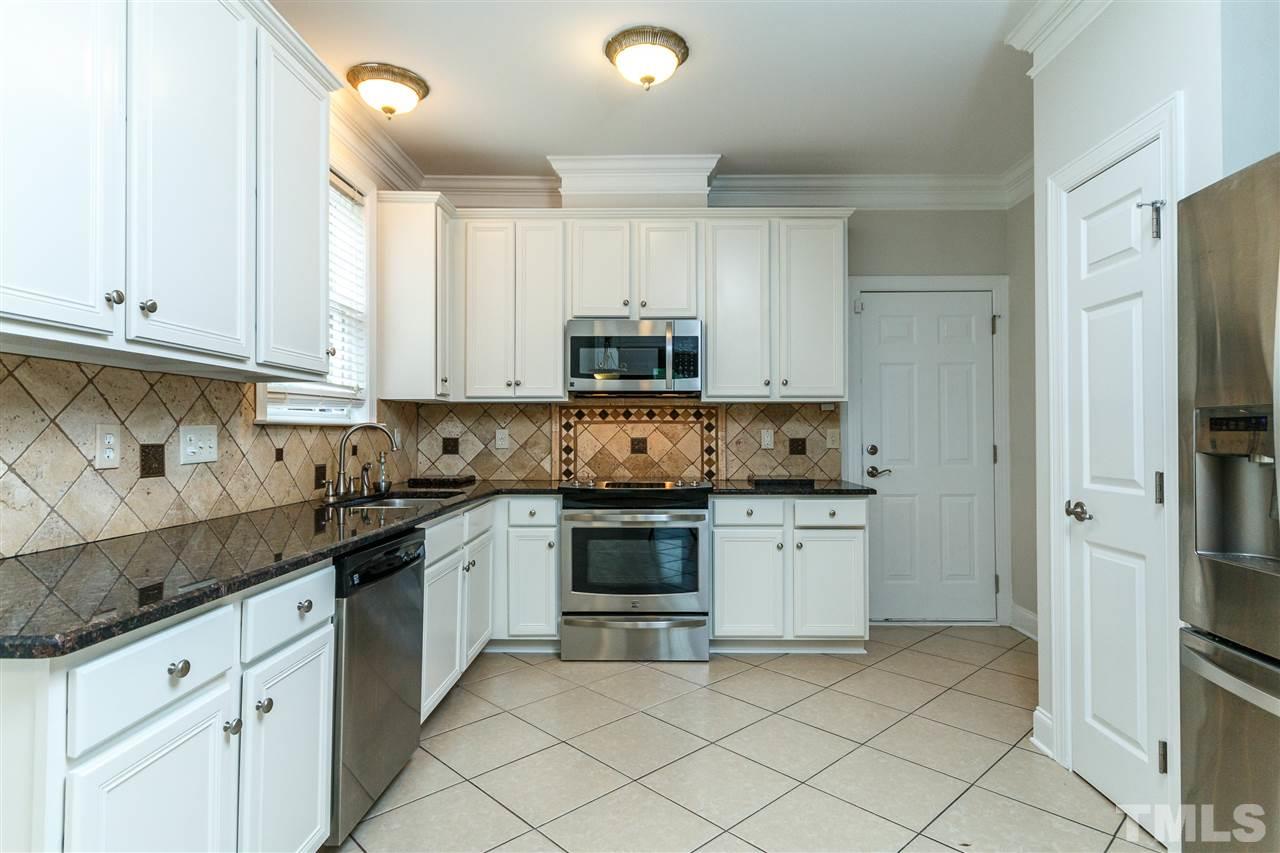 204 Ebon Road Durham, NC 27713 - Photo 8 of 30