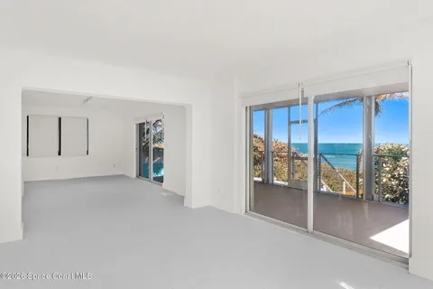 a house view with a outdoor space