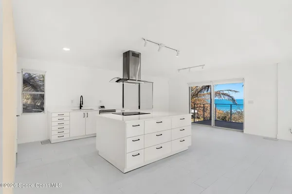 $2,850,000 | 9085 South Hwy A1A, Melbourne Beach, FL 32951