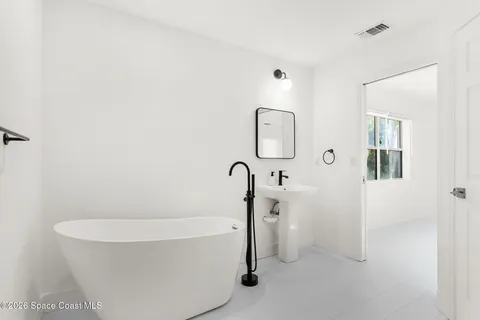 $2,999,999 | 9085 South Hwy A1A, Melbourne Beach, FL 32951