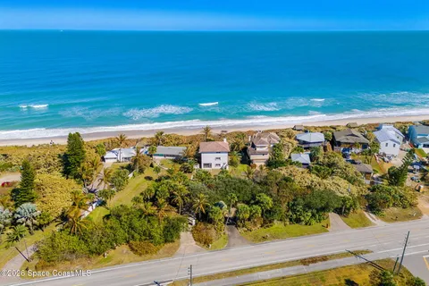 $2,899,999 | 9085 South Hwy A1A, Melbourne Beach, FL 32951