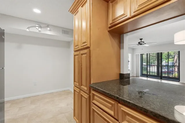 $150,000 | 1243 Pine Ridge Circle West, Unit D2, Tarpon Springs, FL 34688