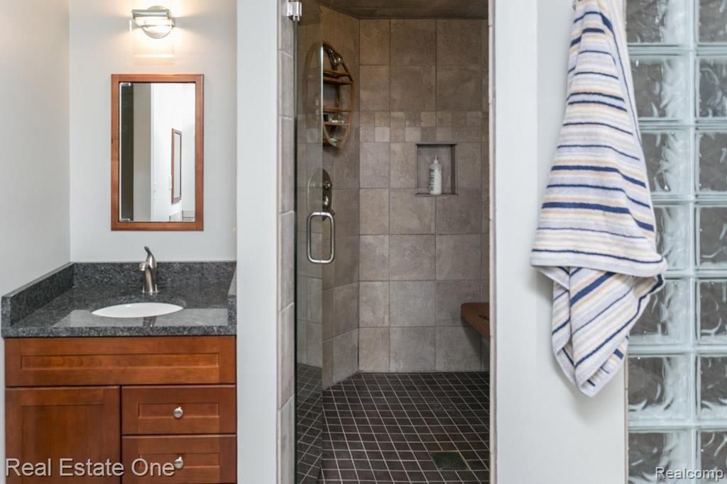 4510 Clifford Road Brighton, MI 48116 - Photo 15 of 27 4510CliffordRd-15.jpg