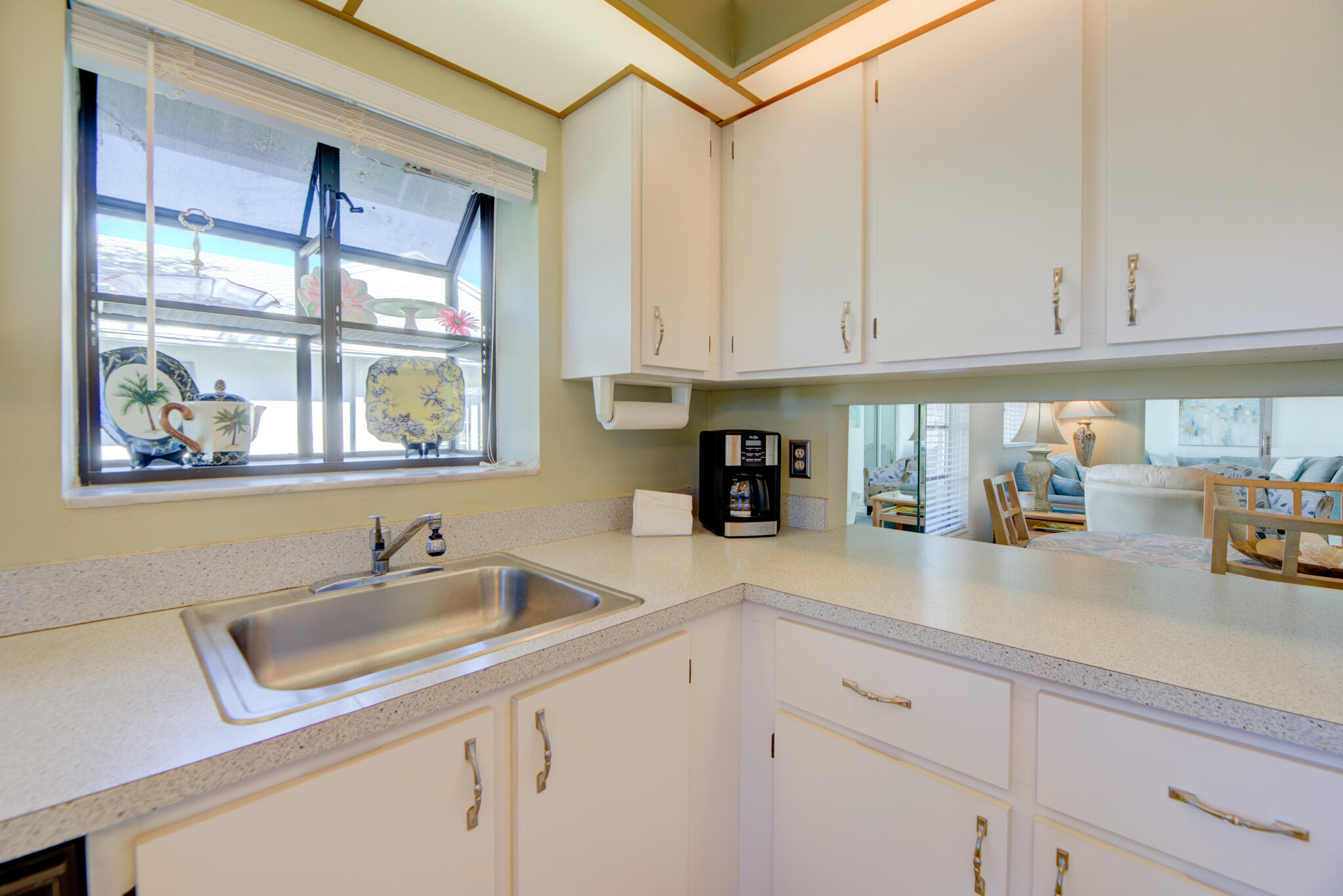 8624 Sunbird Place Boca Raton, FL 33496 - Photo 16 of 45 Photo-17