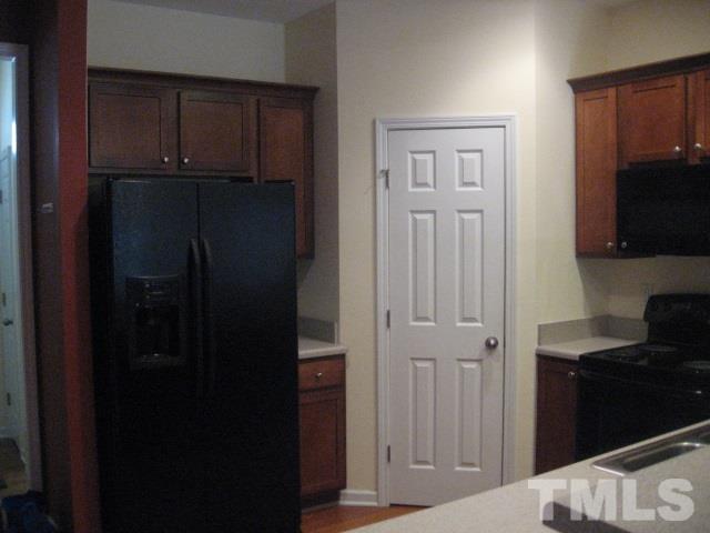 2544 Spring Oaks Way Raleigh, NC 27614 - Photo 4 of 18 Gallery Image 4