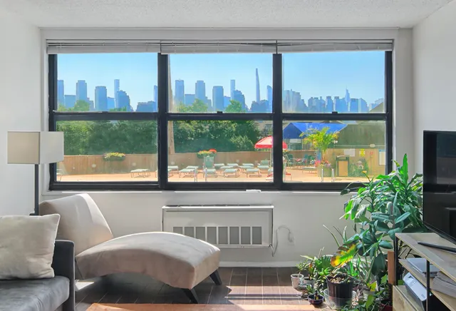 $325,000 | 7004 Boulevard East, Unit 2E, Guttenberg, NJ 07093