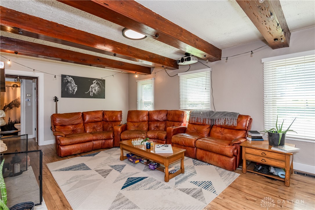 315 East Westbrook Road Clayton, OH 45415 - Photo 7 of 49