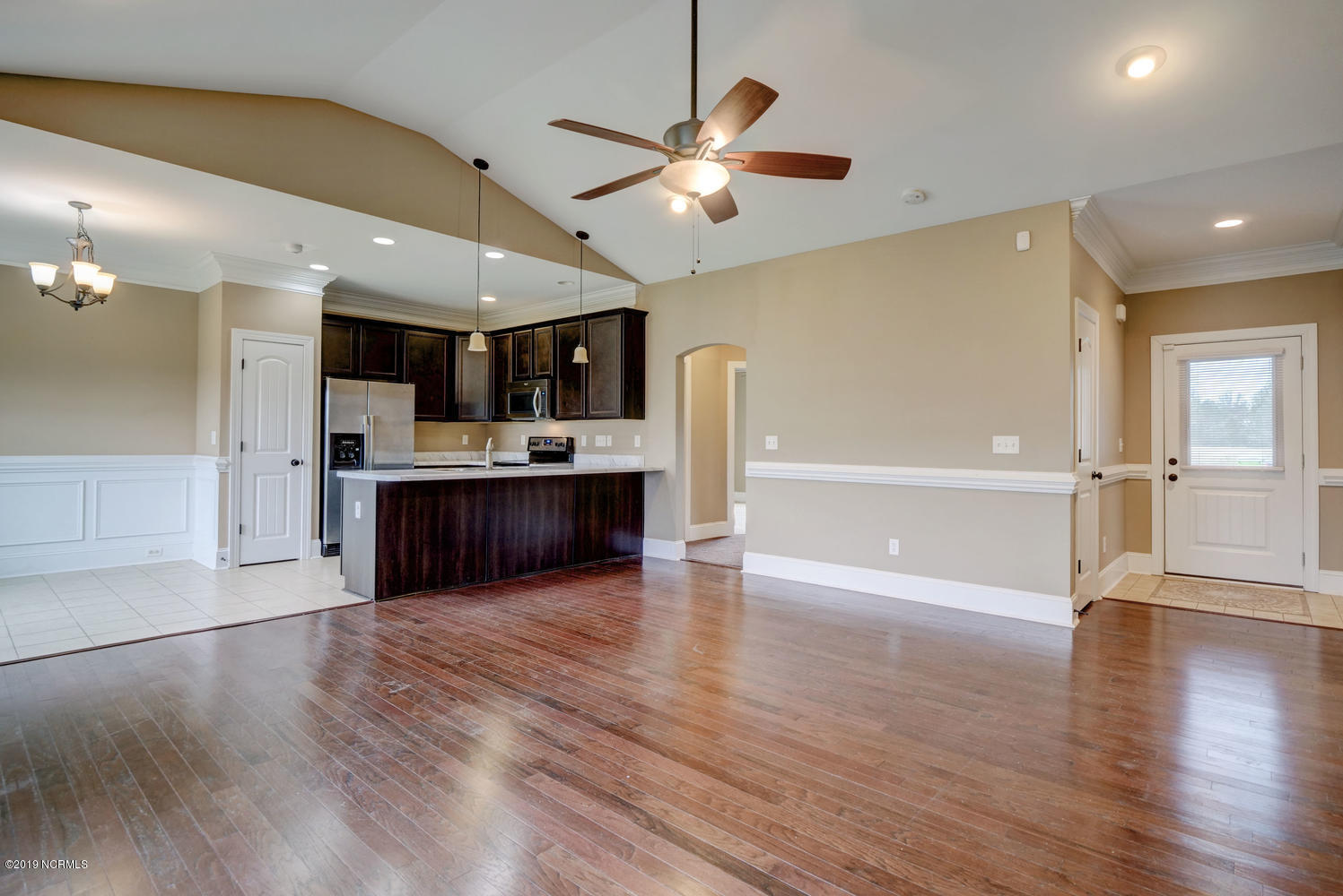 287 Hardison Road Holly Ridge, NC 28445 - Photo 6 of 27 Living Area