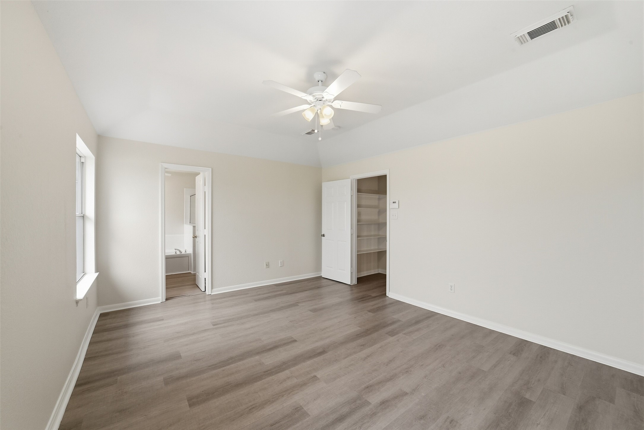 2110 Ridge Wood Lane Sugar Land, TX 77479 - Photo 15 of 26 wooden floor in an empty room