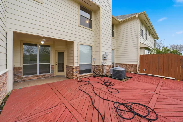 $285,000 | 2110 Ridge Wood Lane, Sugar Land, TX 77479