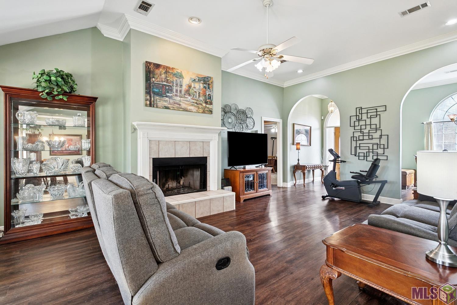 44065 Nicholas Circle Hammond, LA 70403 - Photo 2 of 20