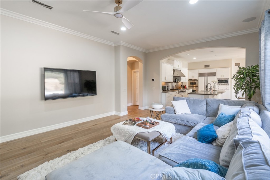 6193 Barons Way Oak Park, CA 91377 - Photo 16 of 58