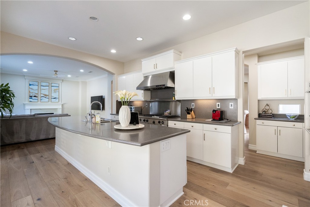 6193 Barons Way Oak Park, CA 91377 - Photo 17 of 58