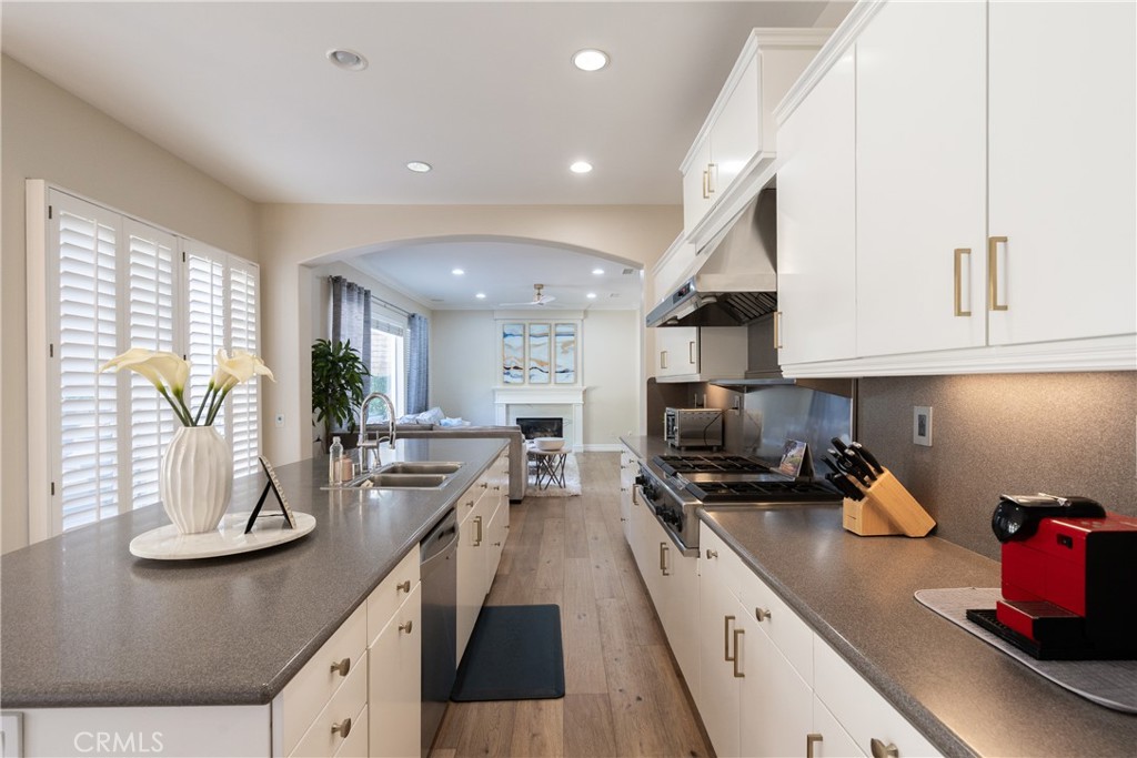 6193 Barons Way Oak Park, CA 91377 - Photo 22 of 58