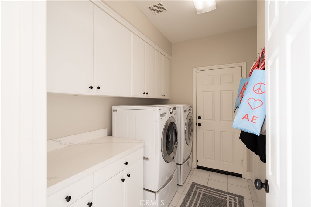 6193 Barons Way Oak Park, CA 91377 - Photo 48 of 58